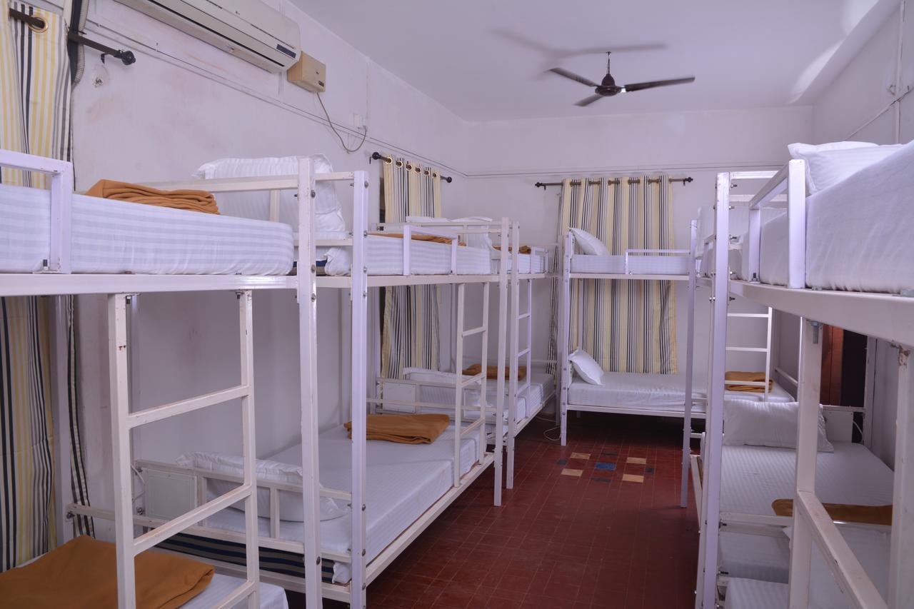 Folklore Hostel Goa Vagator Luaran gambar