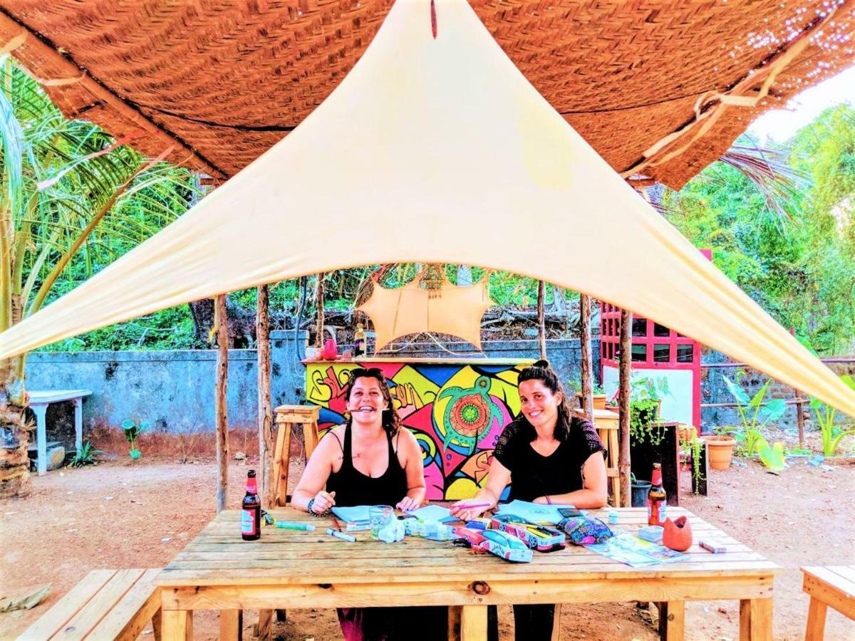 Folklore Hostel Goa Vagator Luaran gambar