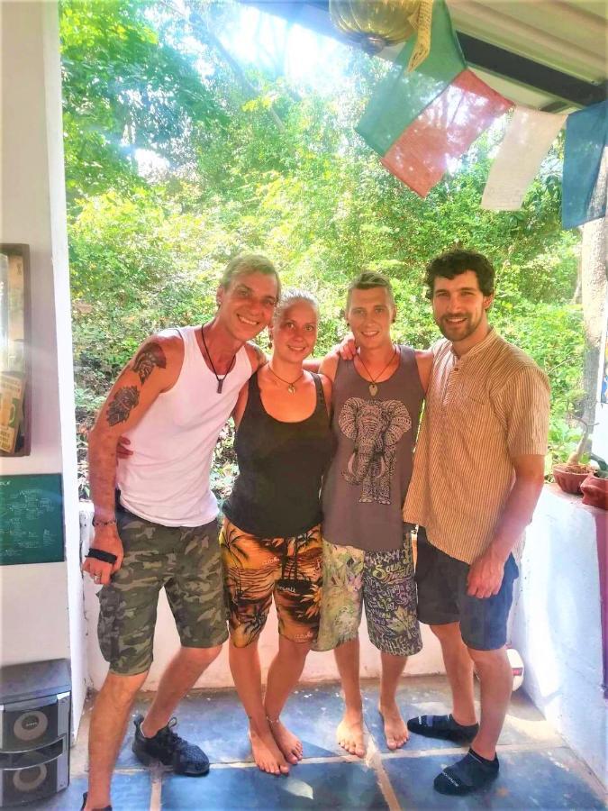 Folklore Hostel Goa Vagator Luaran gambar